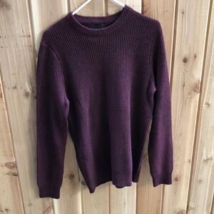 H&M Men’s Burgundy Knit Sweater Small